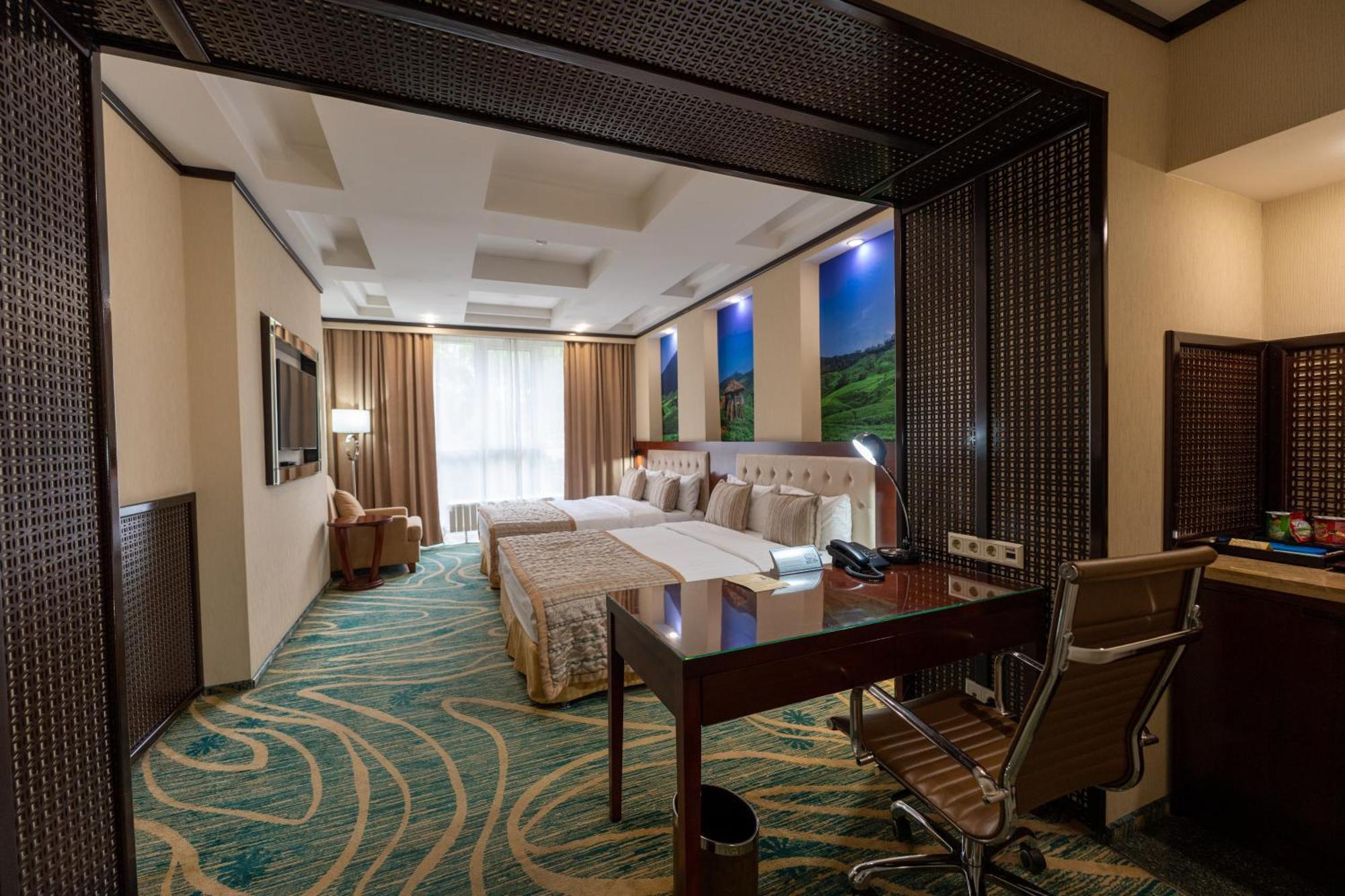Hotel Kazzhol Αλμάτι Εξωτερικό φωτογραφία