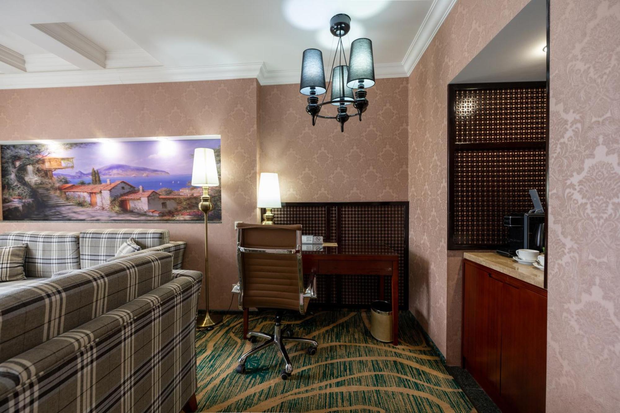 Hotel Kazzhol Αλμάτι Εξωτερικό φωτογραφία