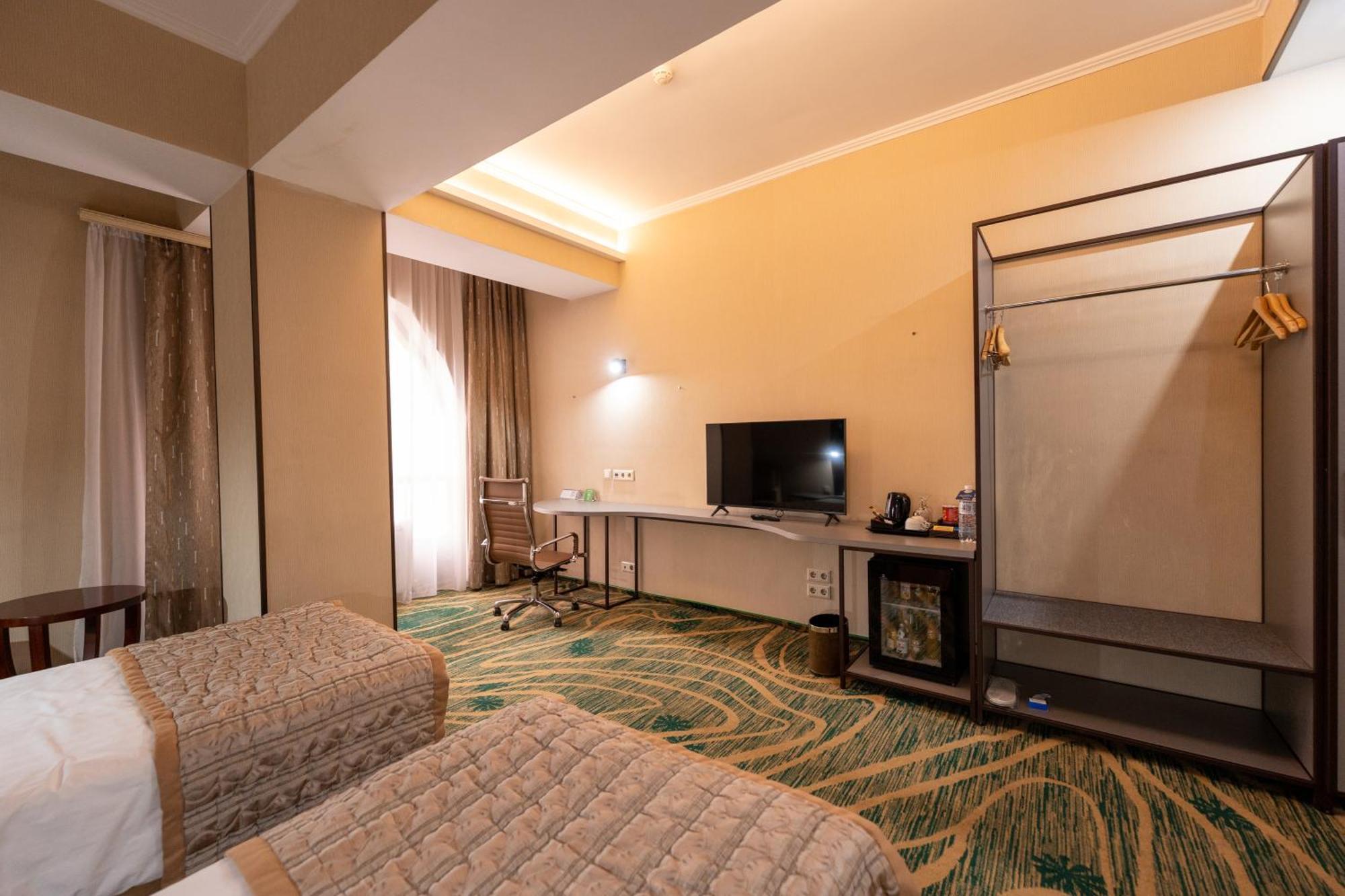 Hotel Kazzhol Αλμάτι Εξωτερικό φωτογραφία